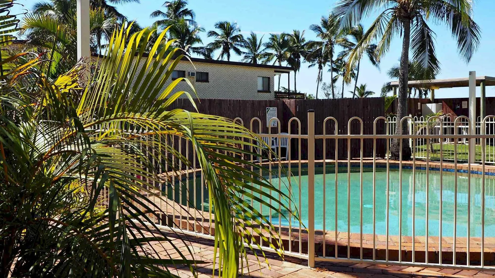 ***  Driftwood Motel And Holiday Units Yeppoon Australia